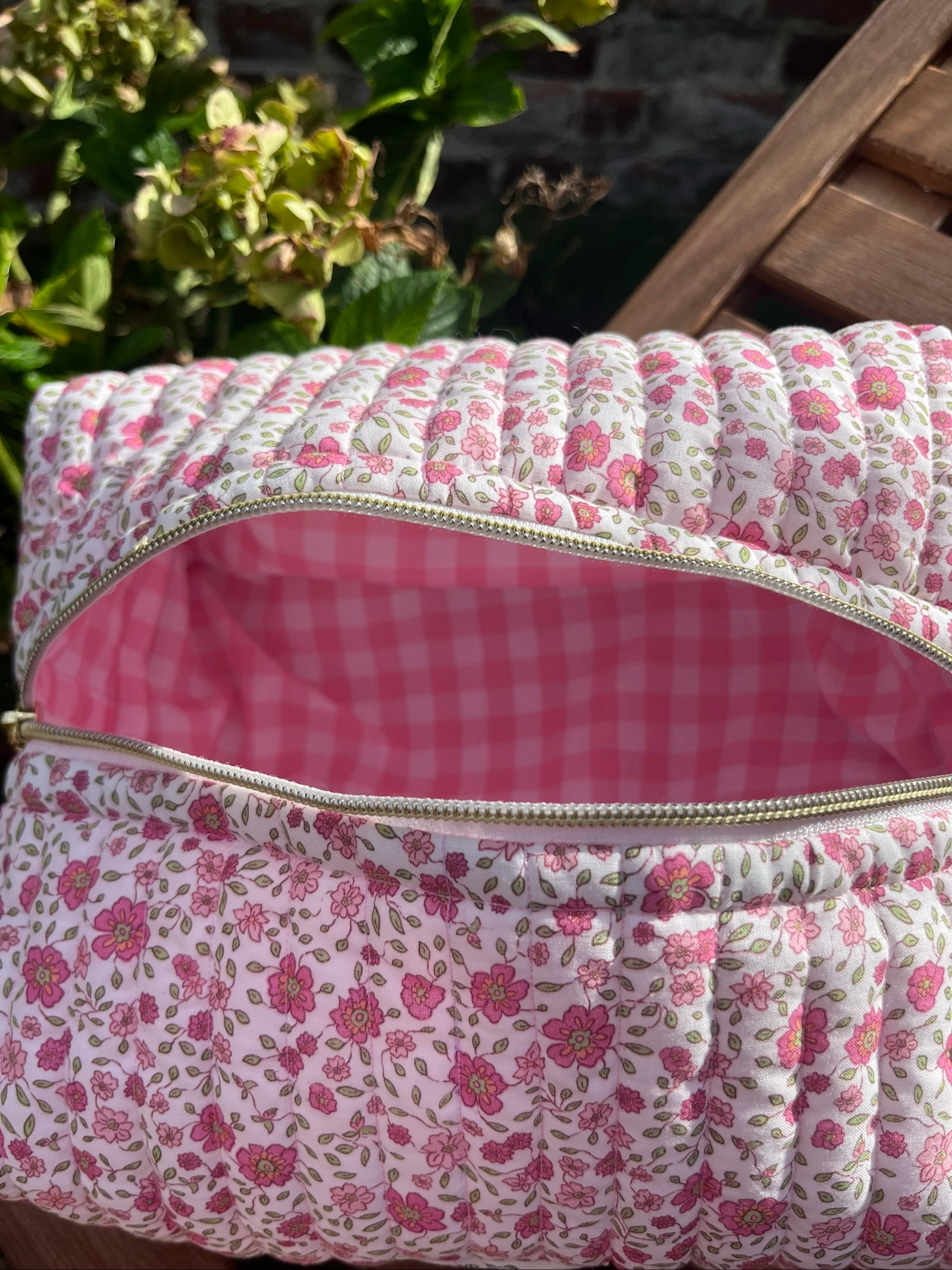 Reinigingsdoekjes en toilettas – photo 3
